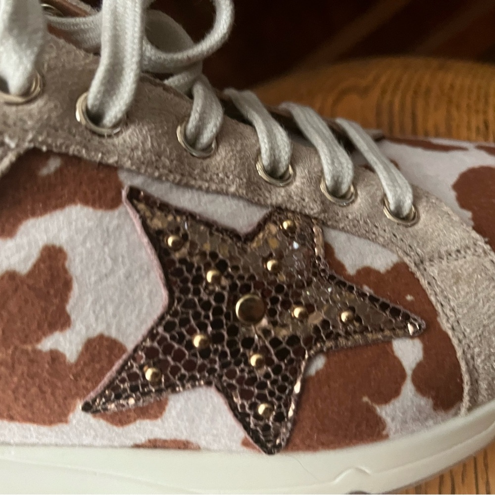 Oh so cute and comfy for the rodeo 
New W/O Box Myra Tennis shoes